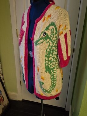 The Eagles Eye Hand Knit, Sea Side Short sleeve Sweaterfrom 1991. Sz.M. Vintage